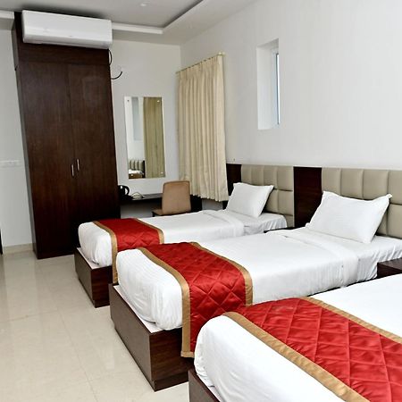 Downtown The Mallika Sapphire จิกมากาลูร์ ภายนอก รูปภาพ