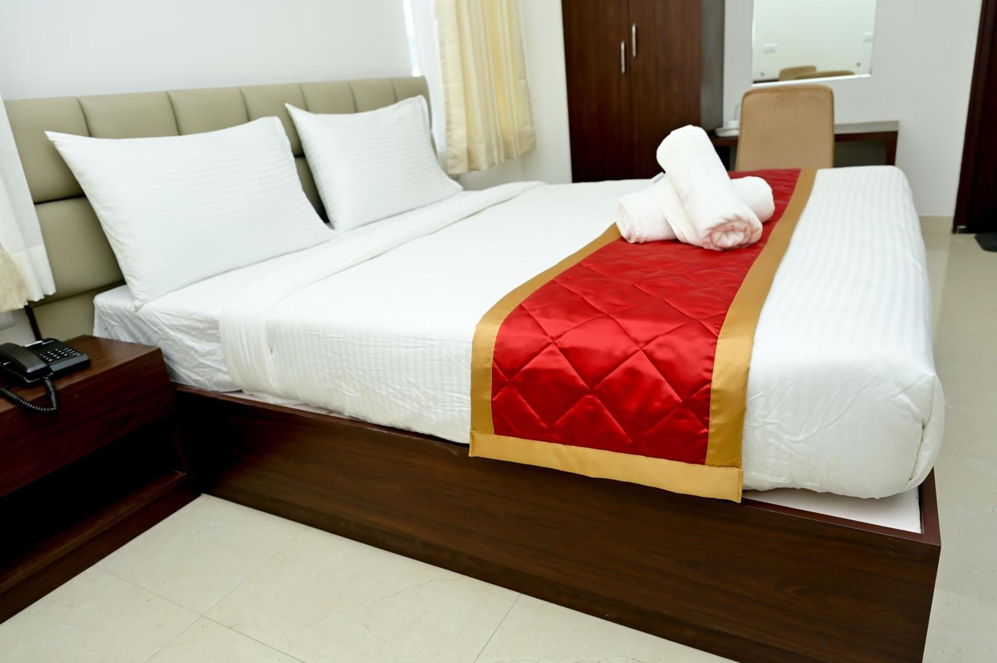 Downtown The Mallika Sapphire จิกมากาลูร์ ภายนอก รูปภาพ