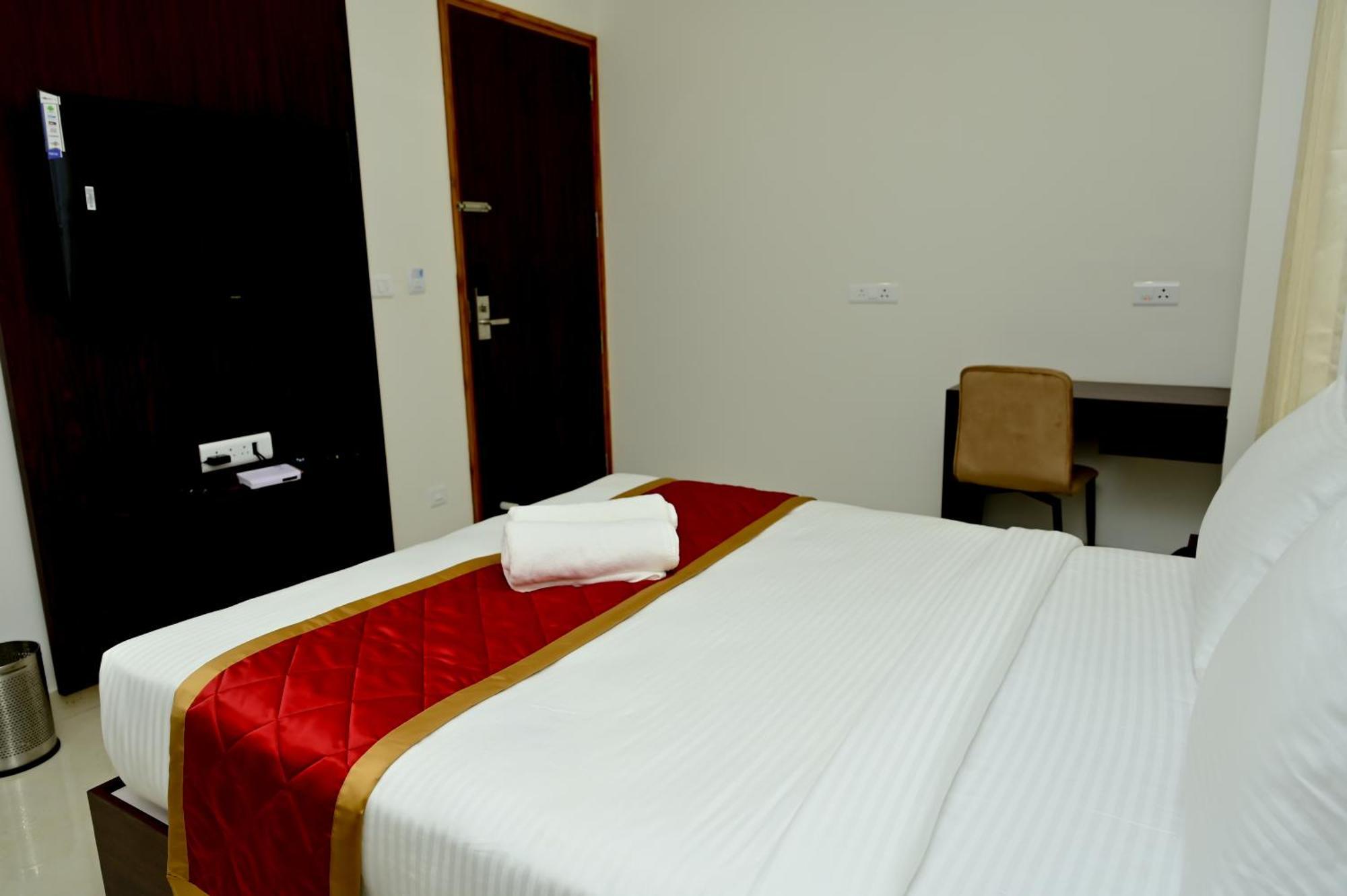 Downtown The Mallika Sapphire จิกมากาลูร์ ภายนอก รูปภาพ